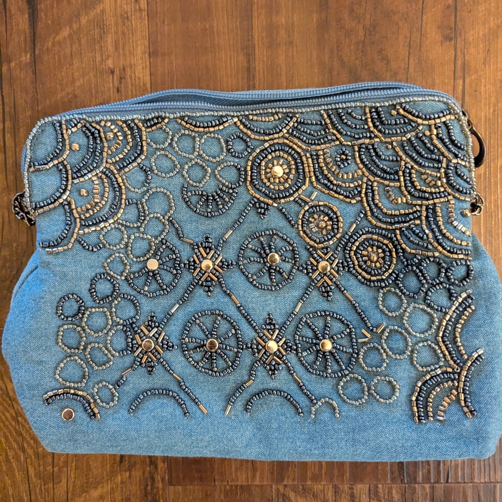 Mary Frances Bag - Picture 2 of 4